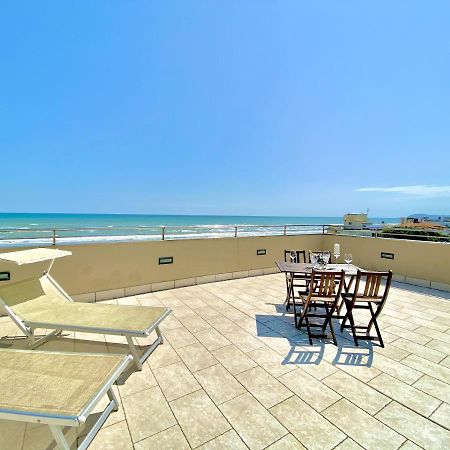 Hotel Avana Fronte Mare Riccione Exteriér fotografie